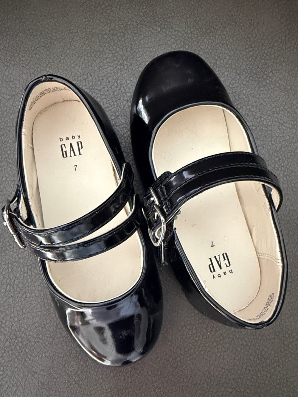 GAP Black Patent Mary Jane Dress Shoes for Kids
